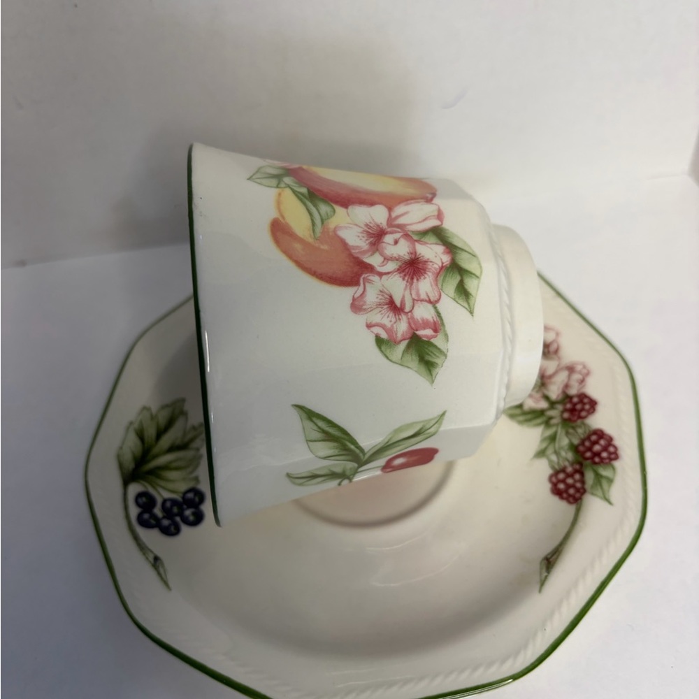 Churchill China by Staffordshire
"Orchard Fruit" Cup and Saucer